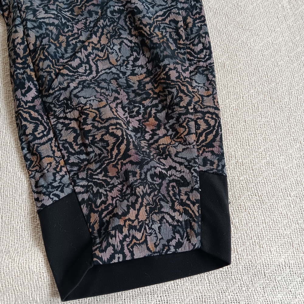 Athleta Black Multi Print Joggers - Picture 10 of 15